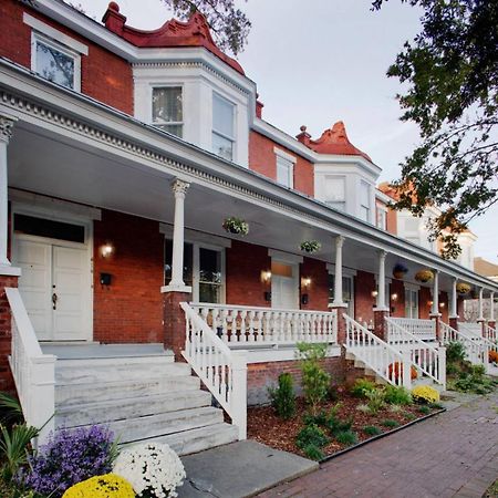414 Waldburg A - Newly Renovated Apt With Outdoor Space! Apartment Savannah Exterior photo