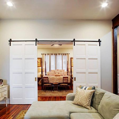 414 Waldburg A - Newly Renovated Apt With Outdoor Space! Apartment Savannah Exterior photo