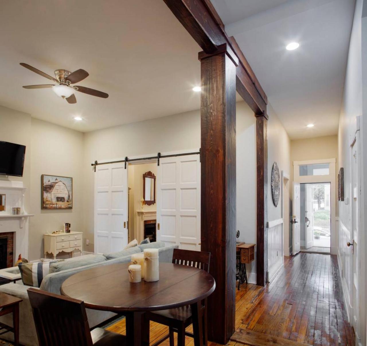 414 Waldburg A - Newly Renovated Apt With Outdoor Space! Apartment Savannah Exterior photo